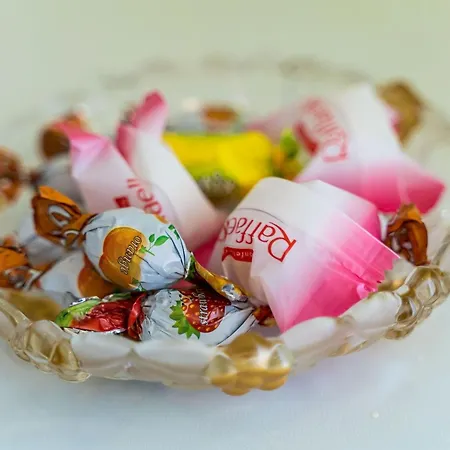 Katja & Lara - Twin Katja *